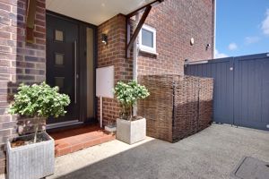 Front External- click for photo gallery